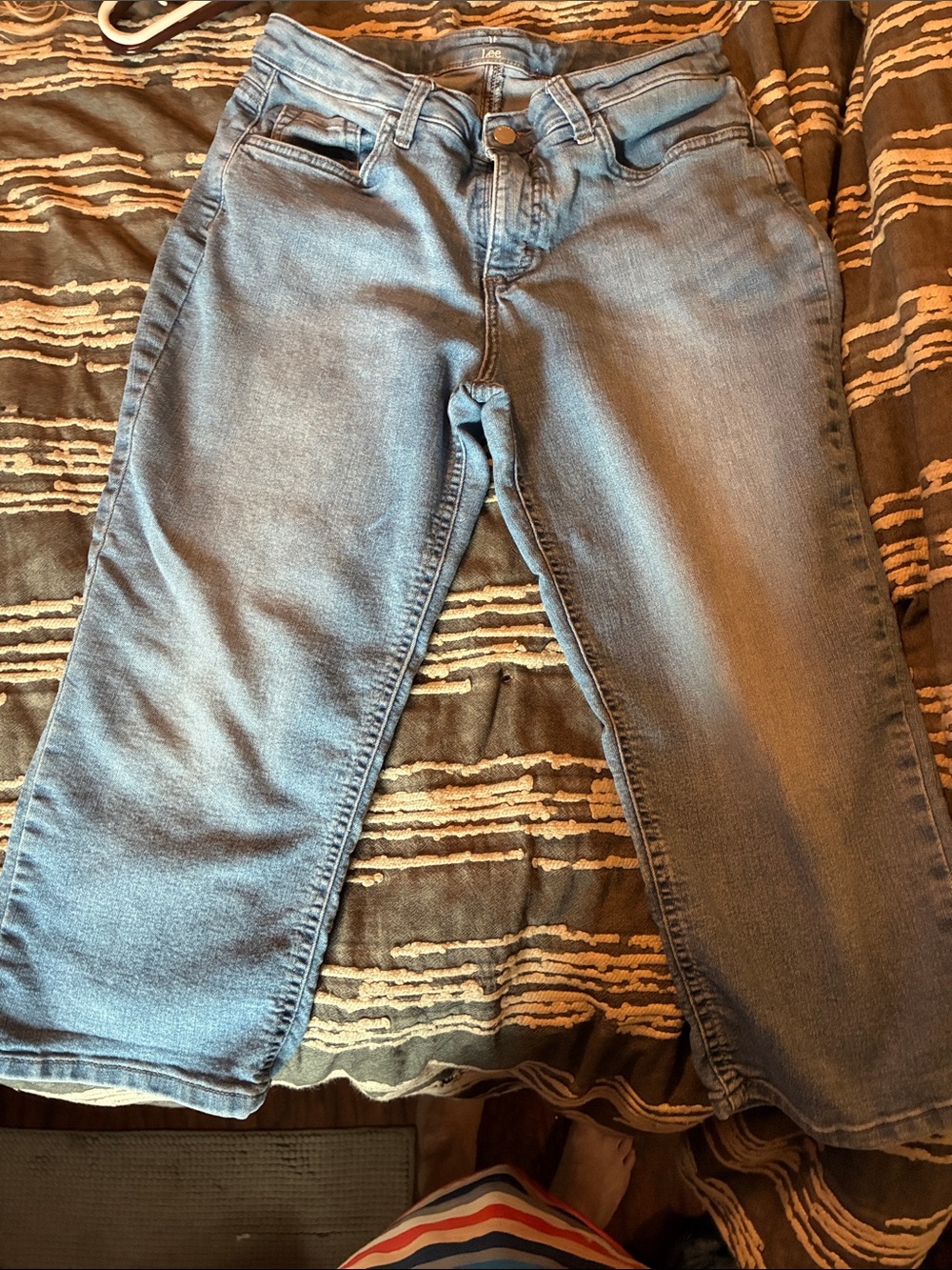 Riders by Lee Women's Light Blue Cropped Jeans